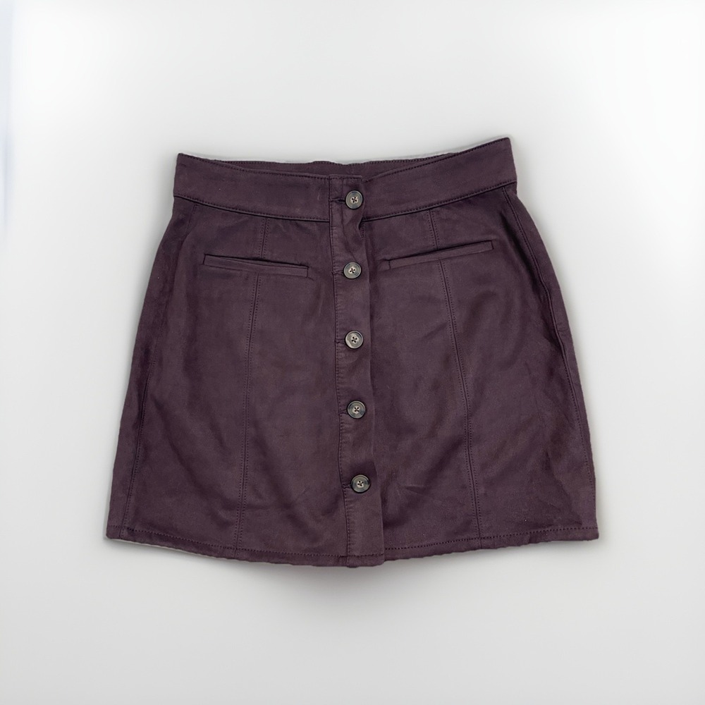 maurices brown faux suede mini skirt size 12.‎         R.3